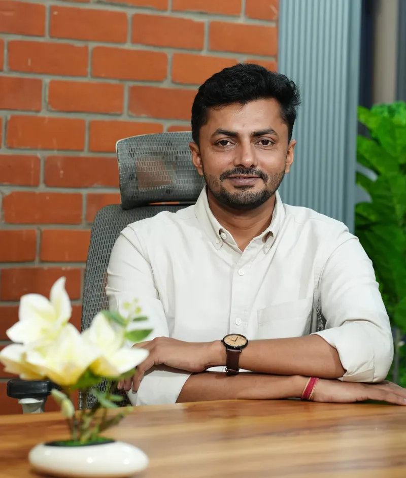 Suresh Suthar